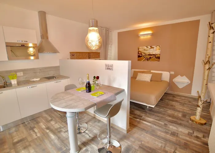 Casa Delle Corti Колико