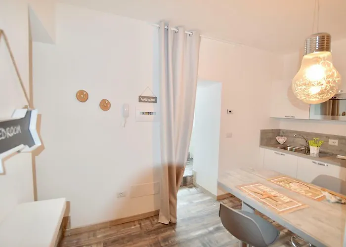 Casa Delle Corti Colico
